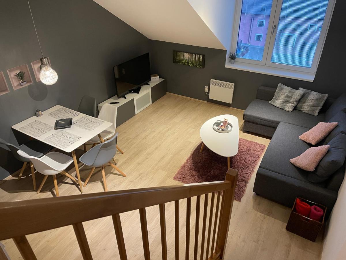 Dolni Morava - Apartmany Buitenkant foto