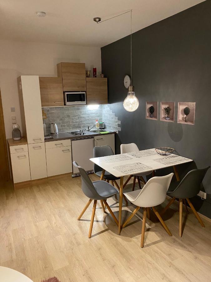 Dolni Morava - Apartmany Buitenkant foto